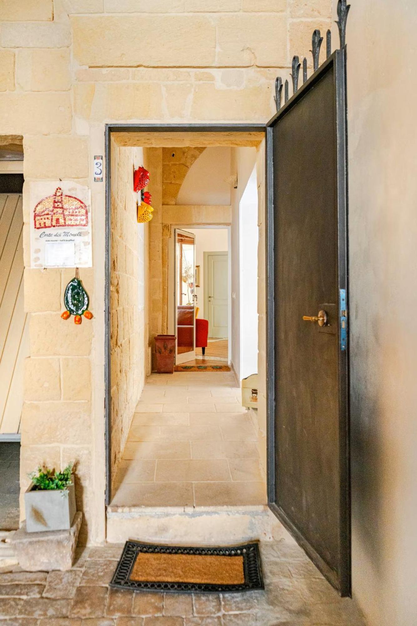 B&B Corte Dei Memoli Di Margiotta Giuseppina เลชเช ภายนอก รูปภาพ