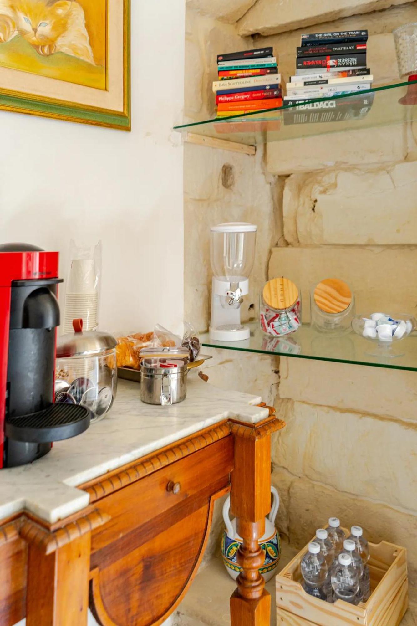B&B Corte Dei Memoli Di Margiotta Giuseppina เลชเช ภายนอก รูปภาพ