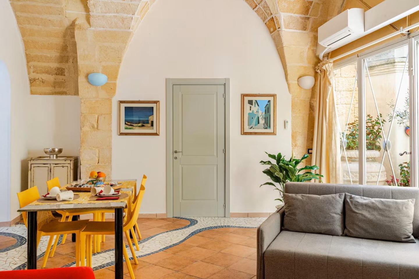 B&B Corte Dei Memoli Di Margiotta Giuseppina เลชเช ภายนอก รูปภาพ