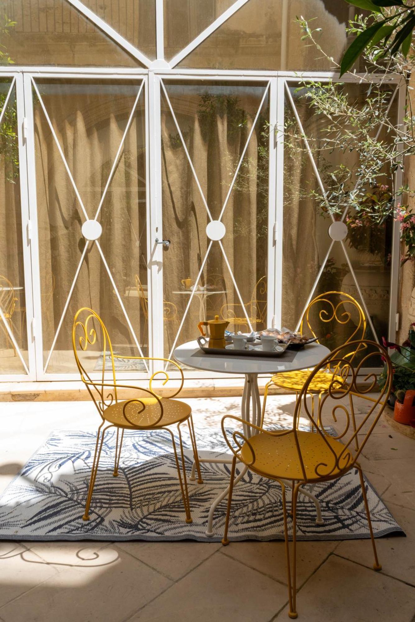 B&B Corte Dei Memoli Di Margiotta Giuseppina เลชเช ภายนอก รูปภาพ
