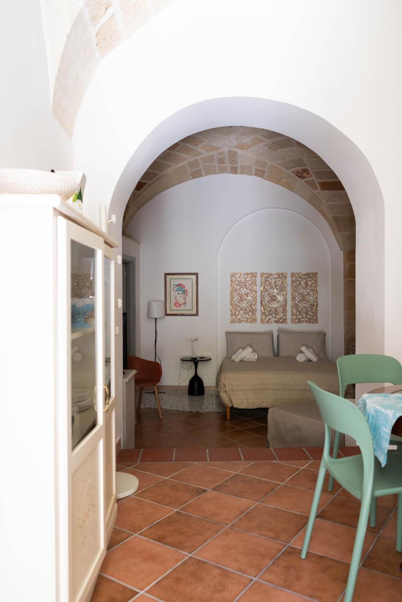 B&B Corte Dei Memoli Di Margiotta Giuseppina เลชเช ภายนอก รูปภาพ
